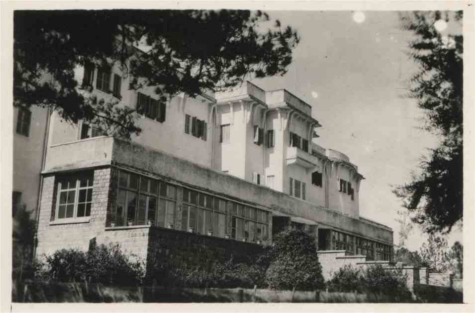 Palace LA VERRIERE L.P. 
1949