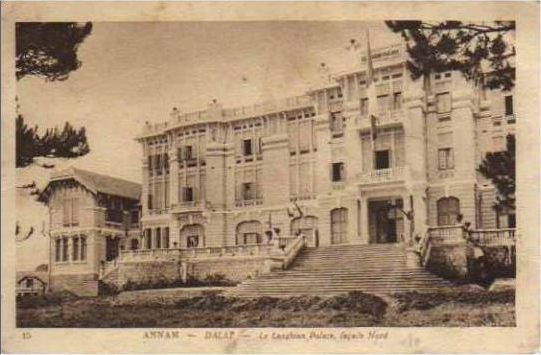 15 ANNAM - DALAT - Le Langbian Palace, façade Nord