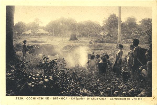 2329. COCHINCHINE - BIENHOA - Délégation de Chua-Chan. Campement de Cho Ma
