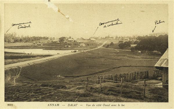 3031. - ANNAM - DALAT - Vue du côté Ouest avec le lac