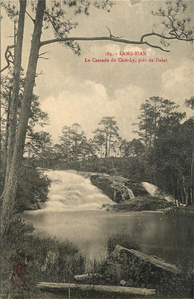 184. - LANG-BIAN. - La Cascade du Cam-Ly, près de Dalat