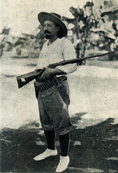 M. Jean Oddera, roi des chasseurs de l'Annam