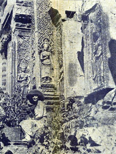 <em>Après la classique visite aux ruines d'Angkor, un voyage de noces bien compris conduira les</em>